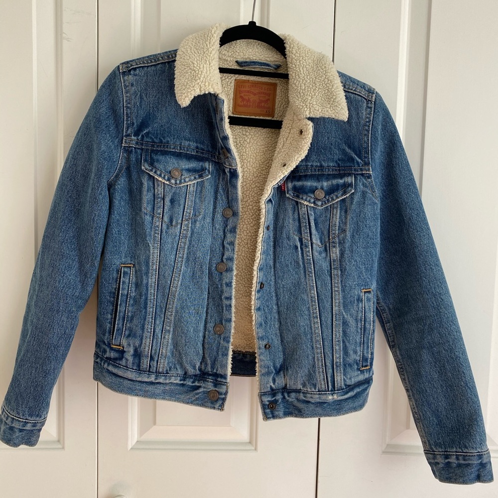 Vintage Levi’s Sherpa Lined Denim Jacket
